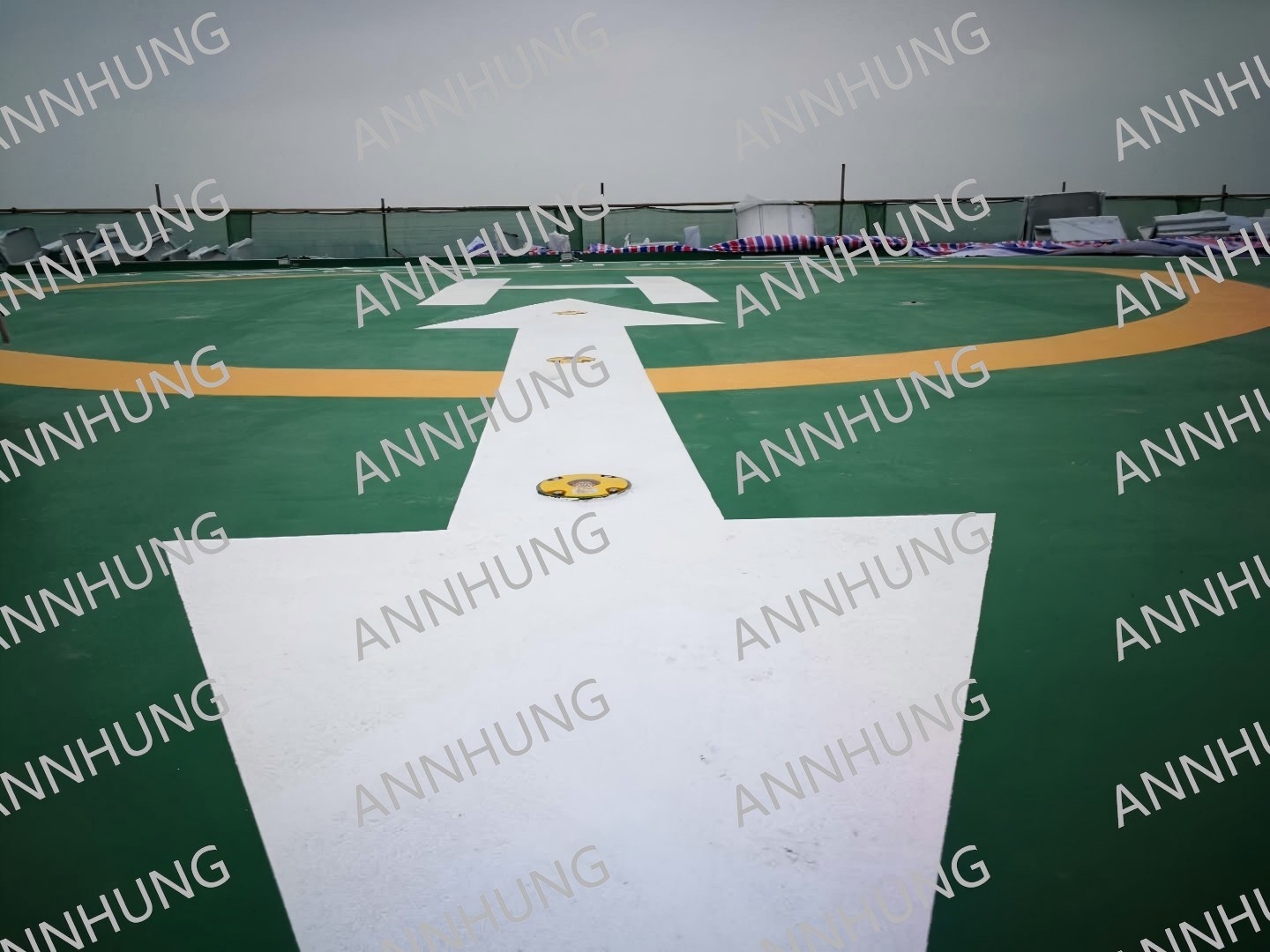 последний случай компании о Building Rooftop Helipad Case Study: AH-HP-I Serial LED Heliport Inset Light