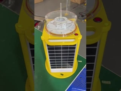 Этот светодиодный морской фонарь полностью самостоятельный фонарь.